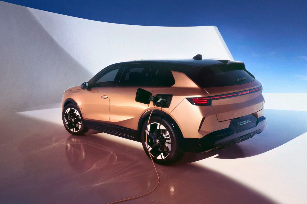 Vauxhall Introduces the Next Generation Grandland